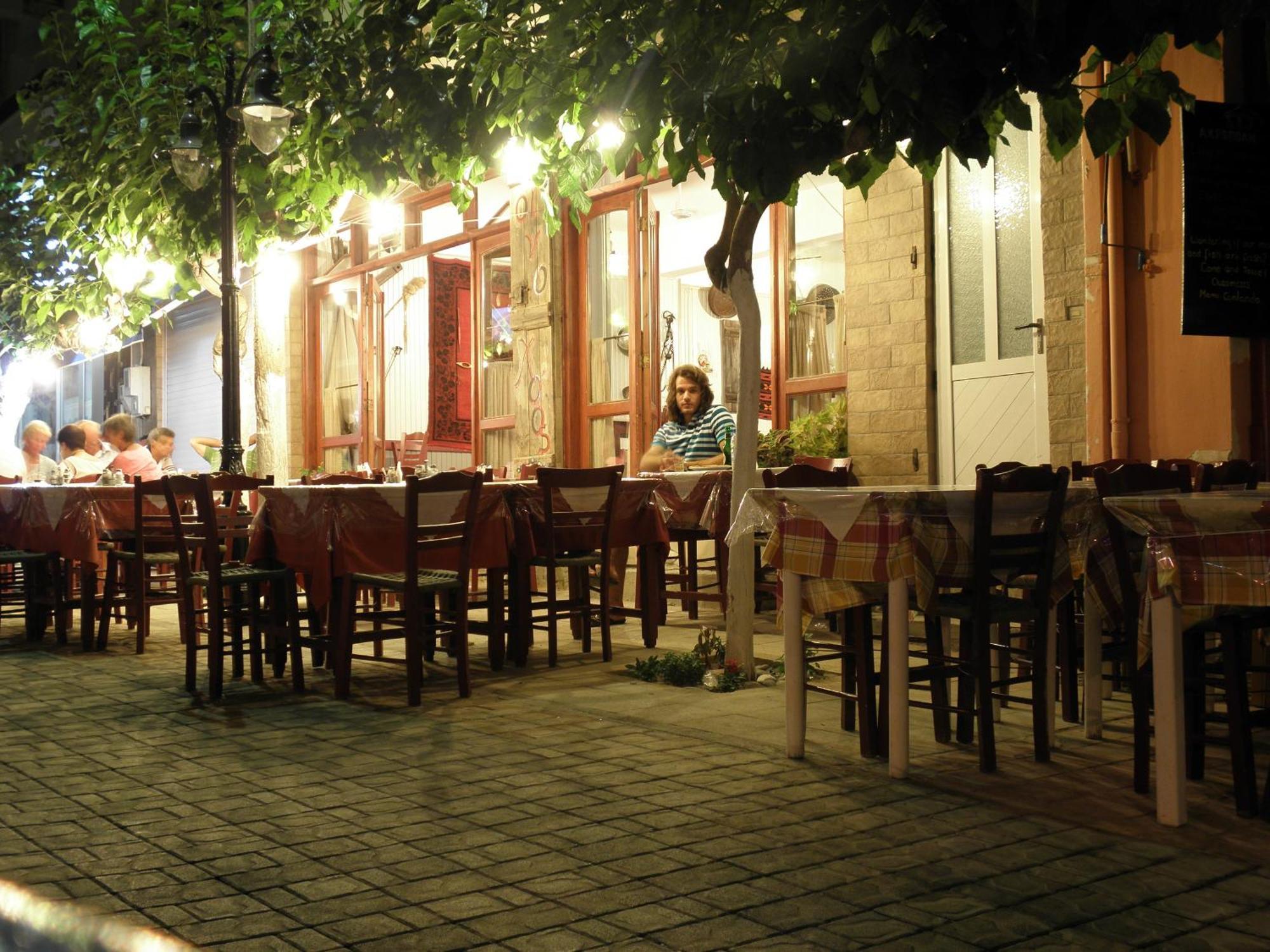 Megim Hotel 팔라이오코라 외부 사진